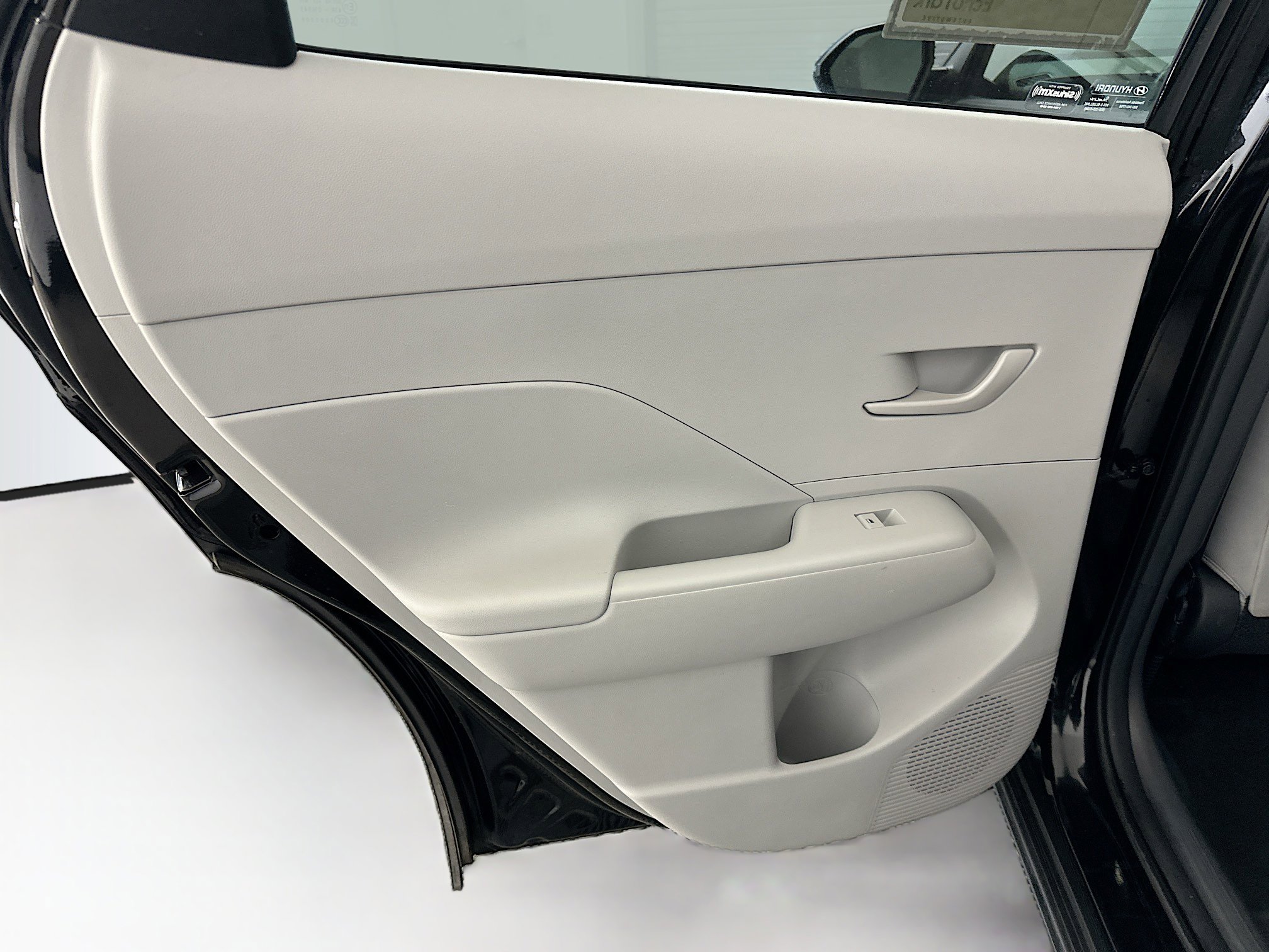 Used 2025 Hyundai Kona SEL image 27