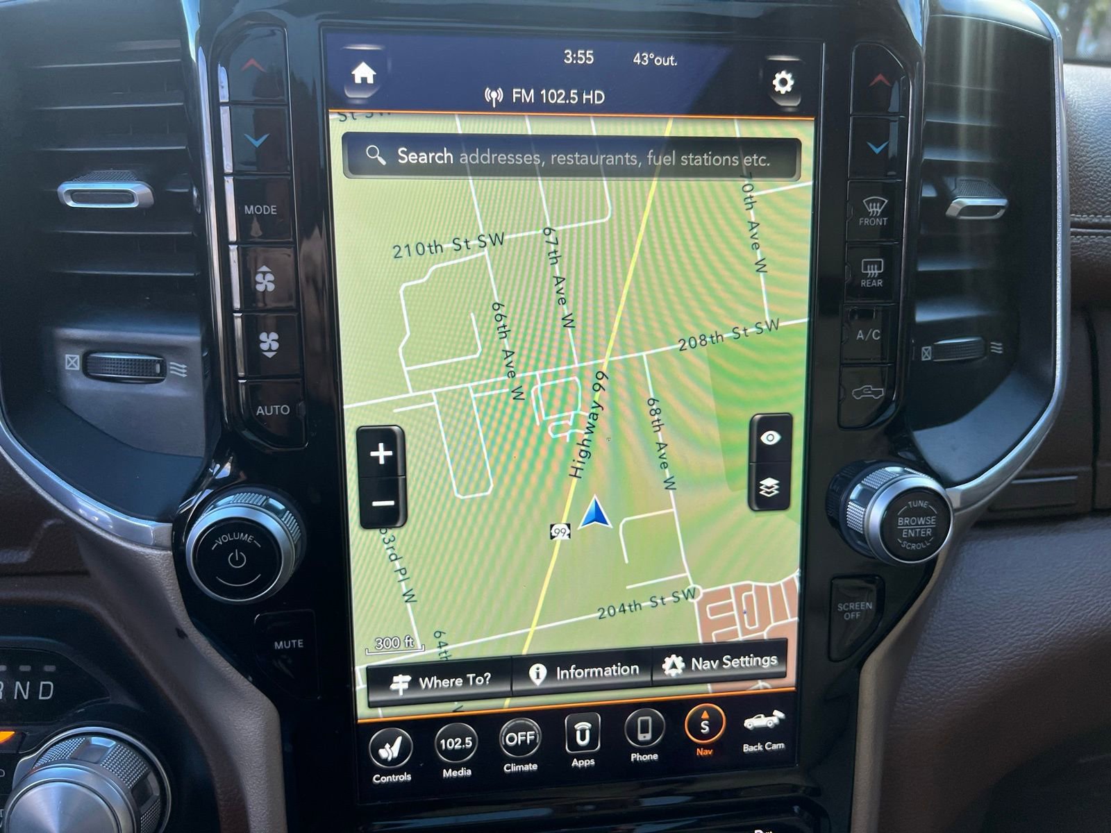 Used 2021 RAM 1500 Laramie image 28