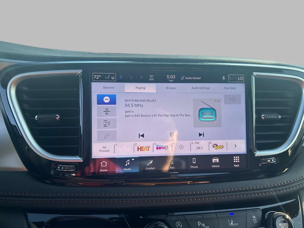 New 2026 Chrysler Pacifica Pinnacle AWD/4WD image 8