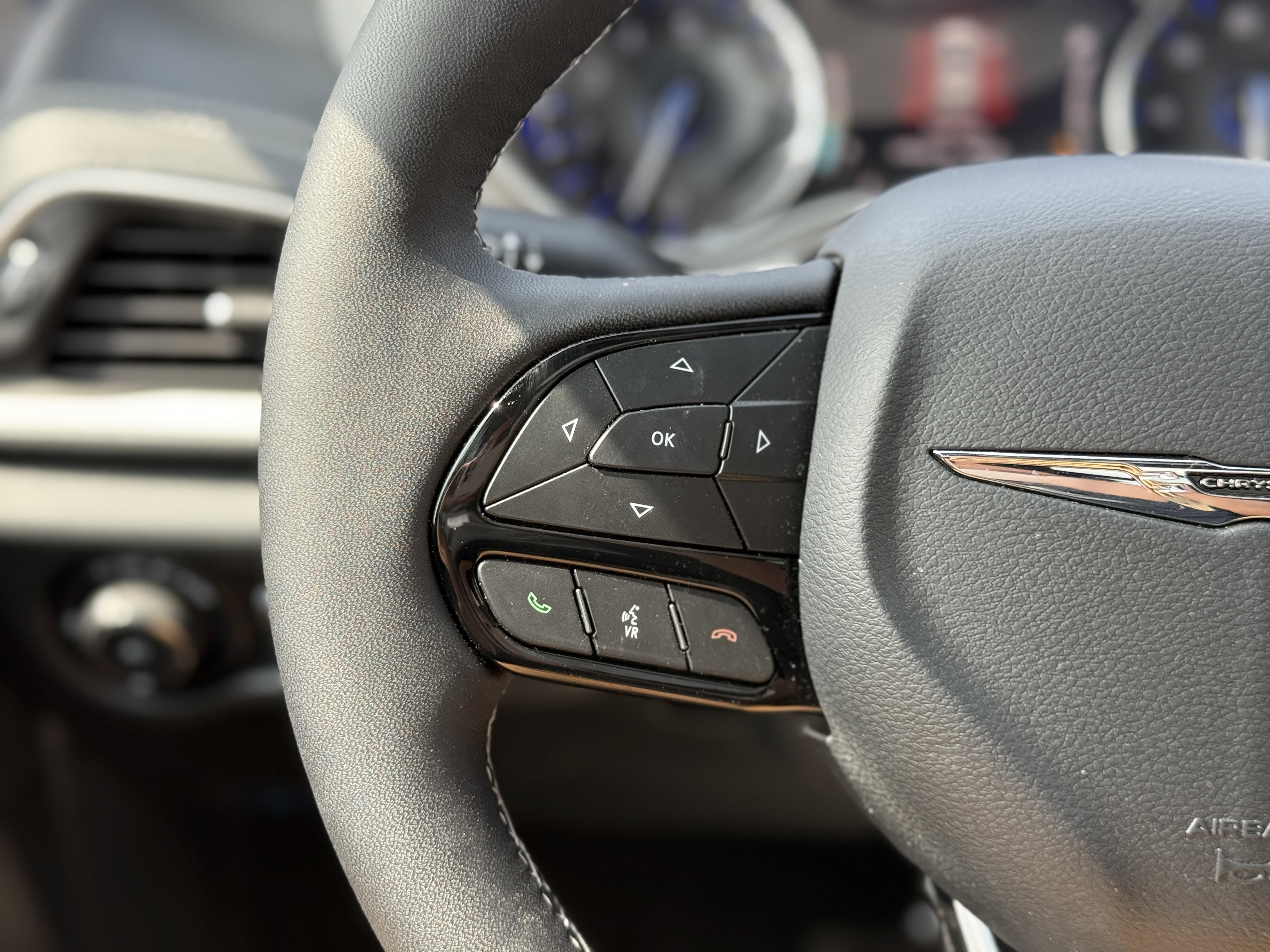 New 2024 Chrysler Pacifica Touring-L w/ S Appearance Package image 11