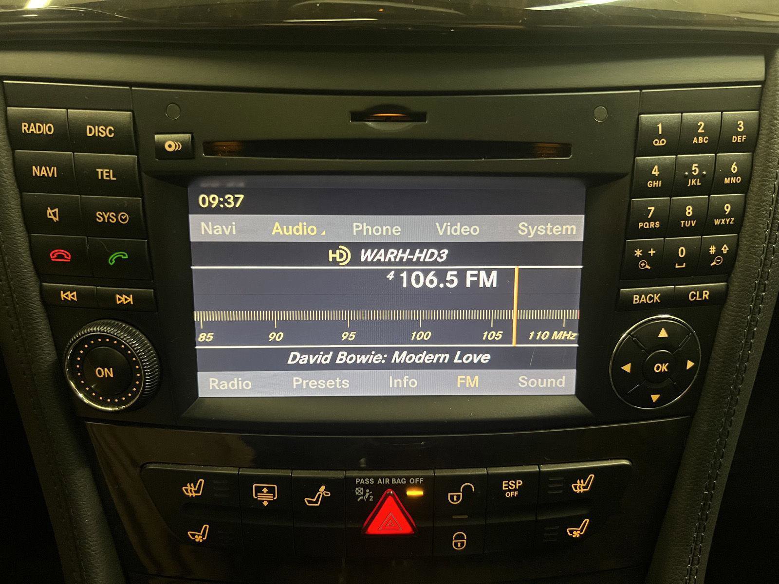 Used 2011 Mercedes-Benz CLS 550 image 20