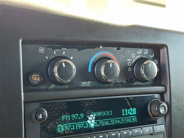 Used 2024 GMC Savana 2500 Work Van w/ Driver Convenience Package image 18