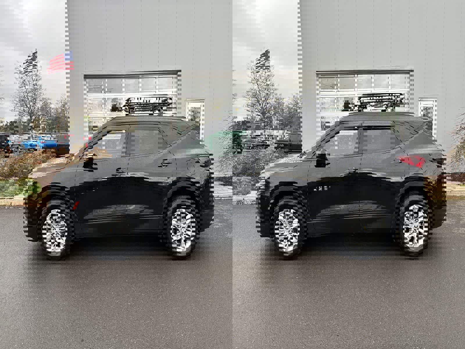 Used 2020 Chevrolet Blazer LT w/ LPO, Sport Package image 2