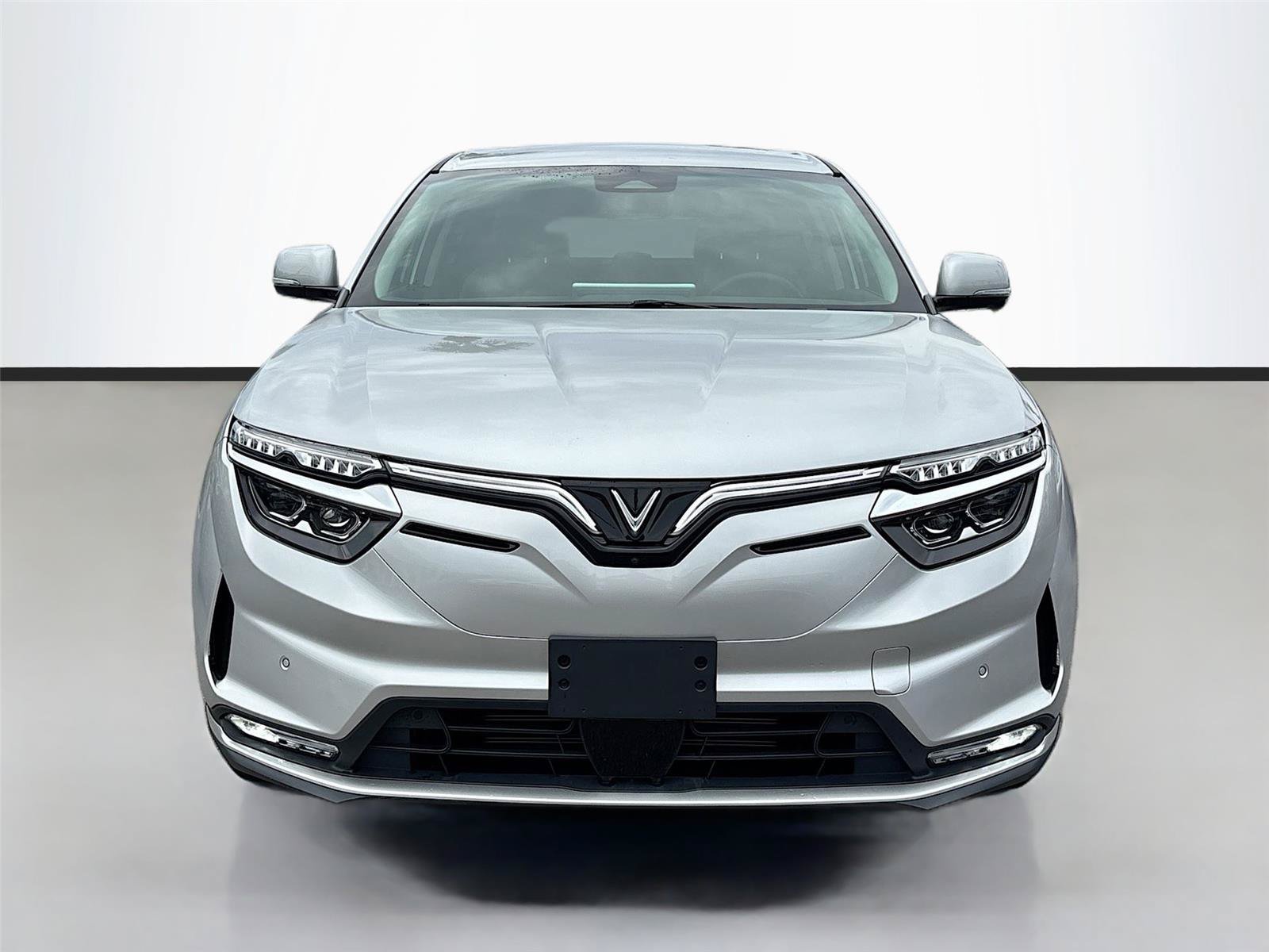New 2025 VinFast VF 8 Eco AWD/4WD image 2