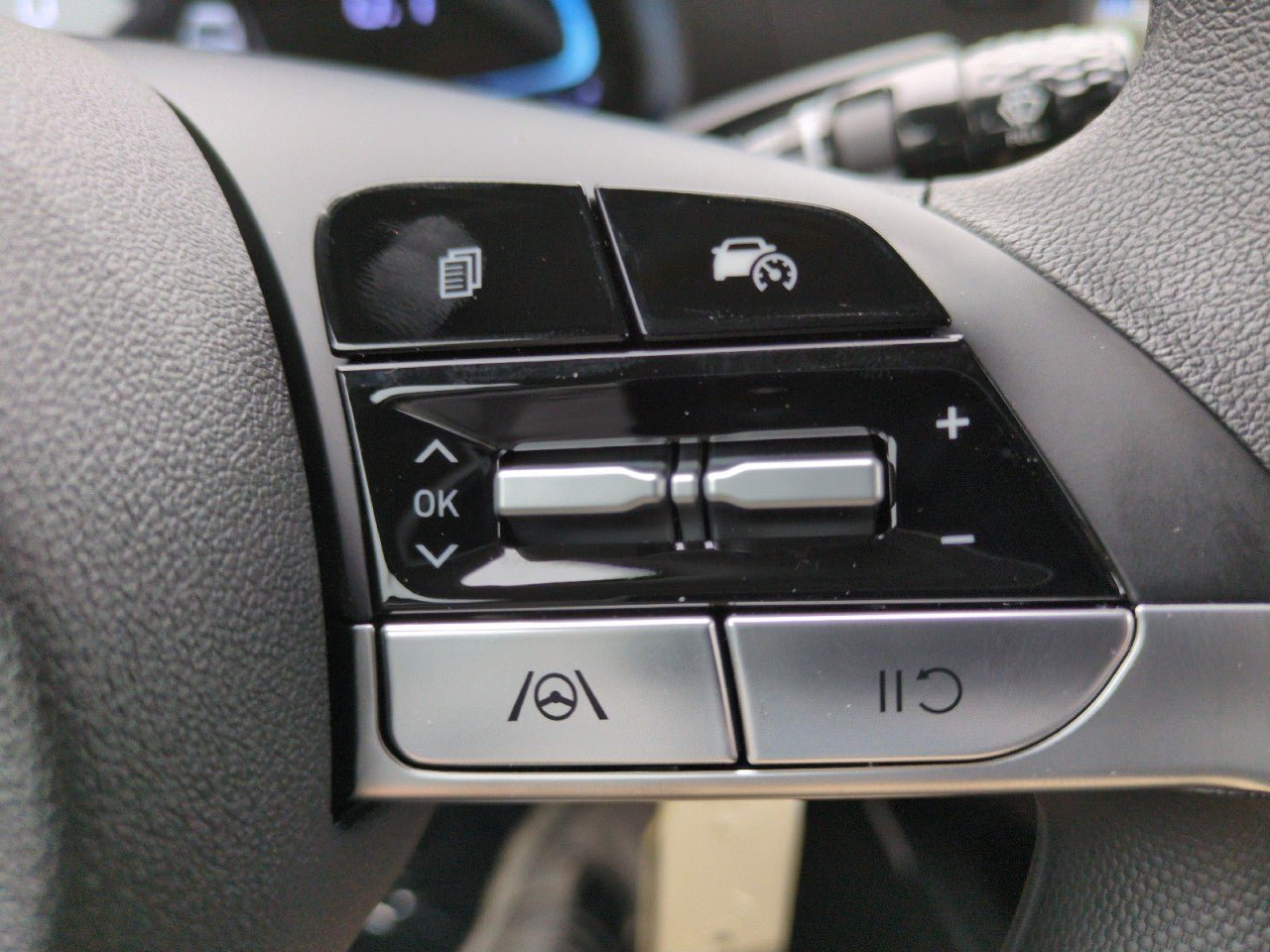New 2026 Hyundai Elantra SE FWD image 20