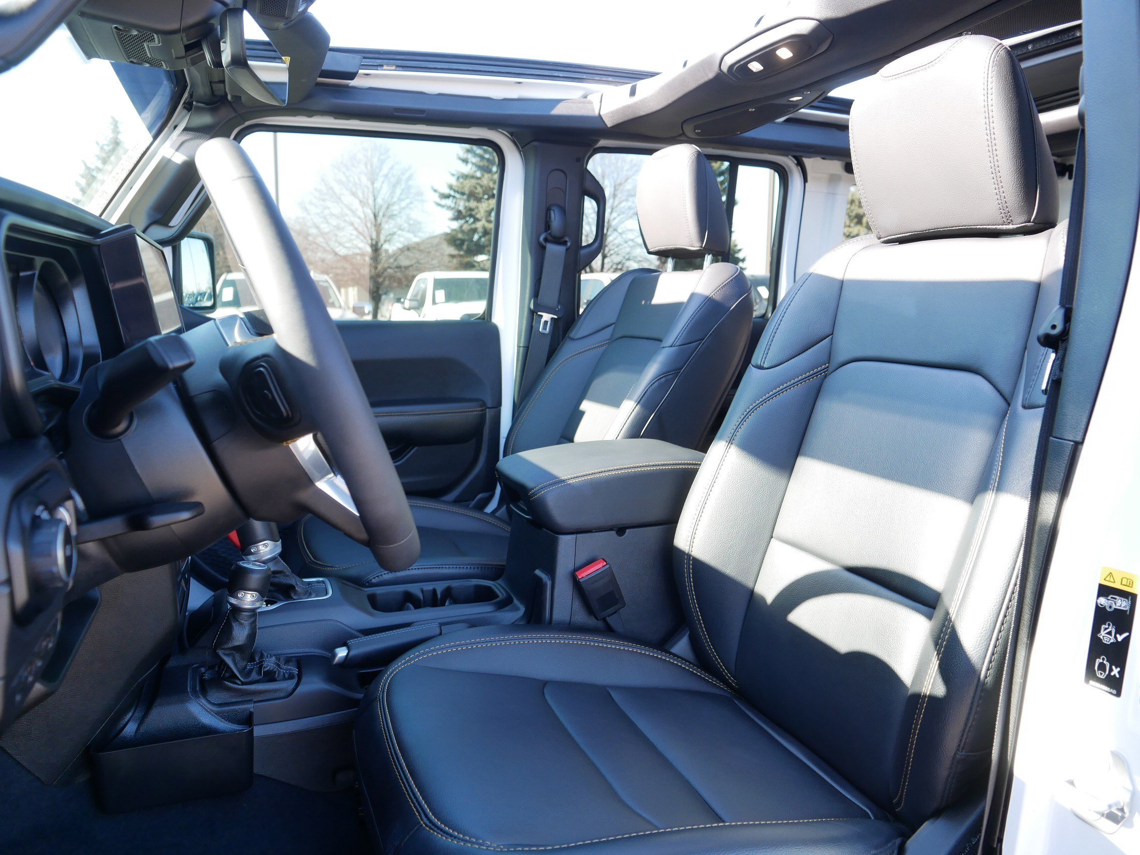 Used 2024 Jeep Wrangler Sahara w/ Technology Group image 34