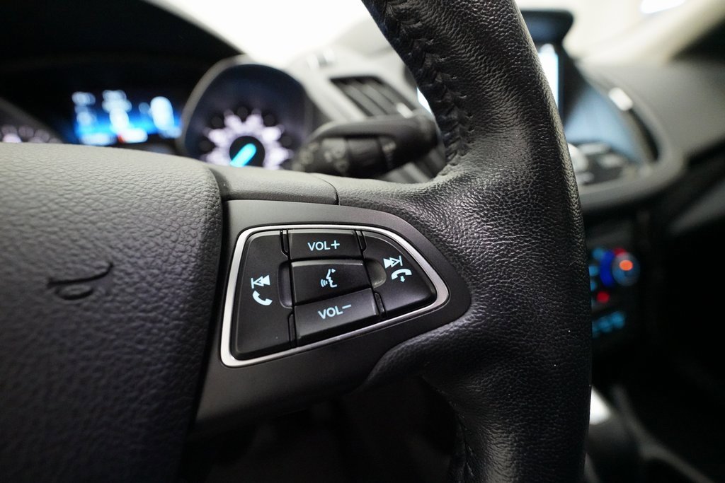 Used 2019 Ford Escape Titanium image 19