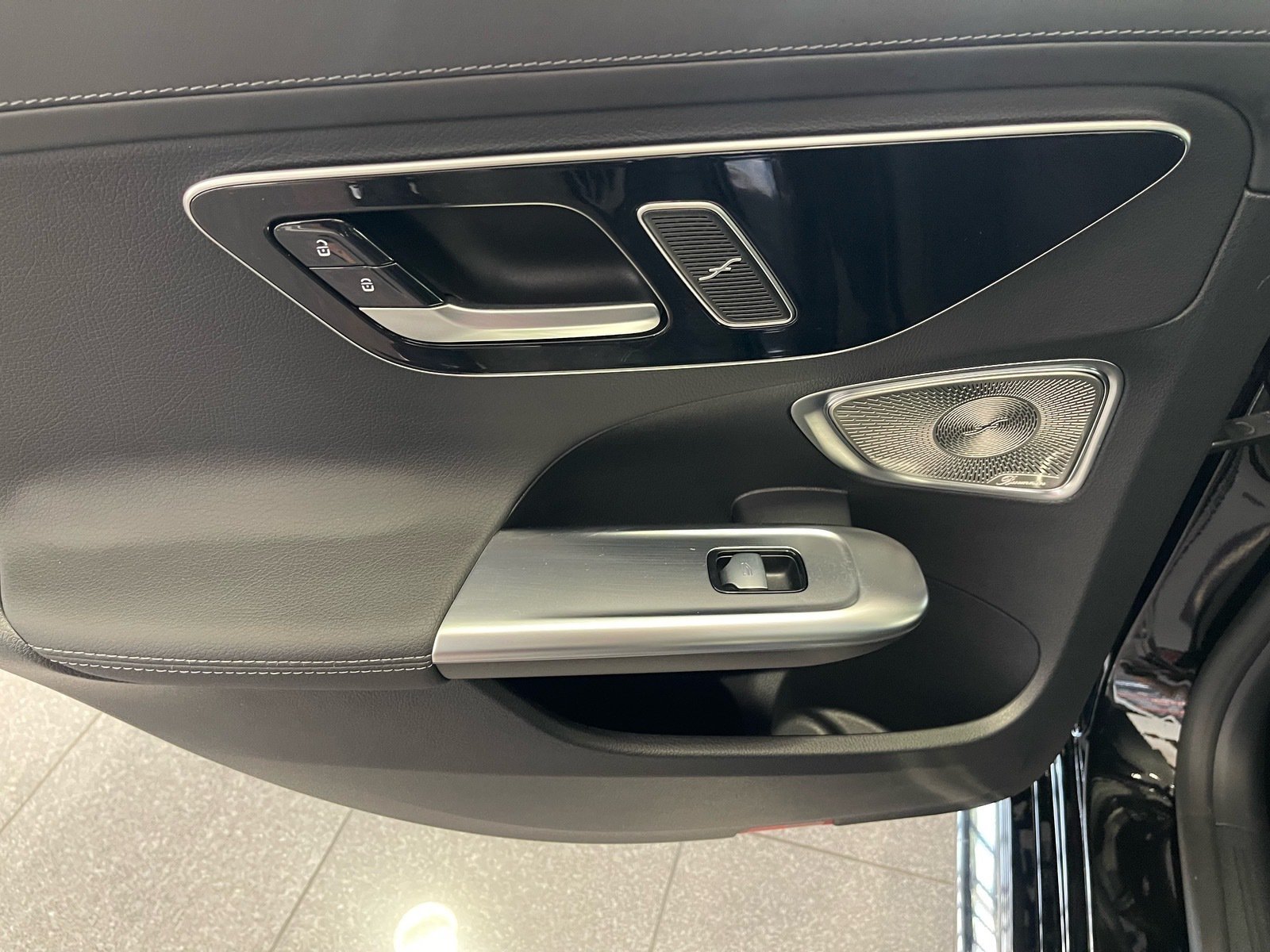 Used 2024 Mercedes-Benz C 300 Sedan w/ AMG Line w/ Night Package image 33