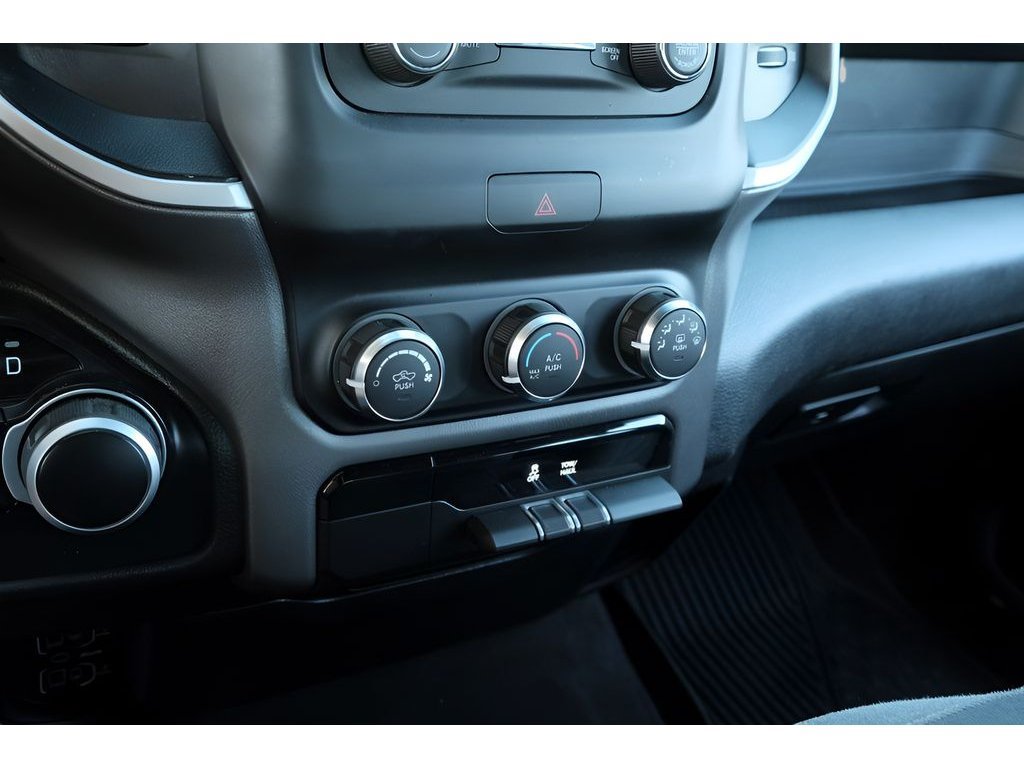 Used 2021 RAM 1500 Big Horn AWD/4WD image 16