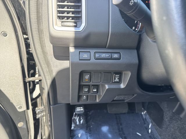 Used 2023 Nissan Frontier SV w/ SV Convenience Package AWD/4WD image 24