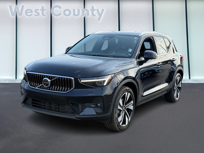 Used 2024 Volvo XC40 B5 Ultimate w/ Protection Package Premier AWD/4WD image 9