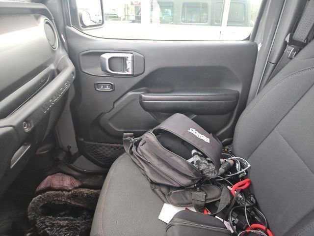 Used 2018 Jeep Wrangler Unlimited Sport S image 7