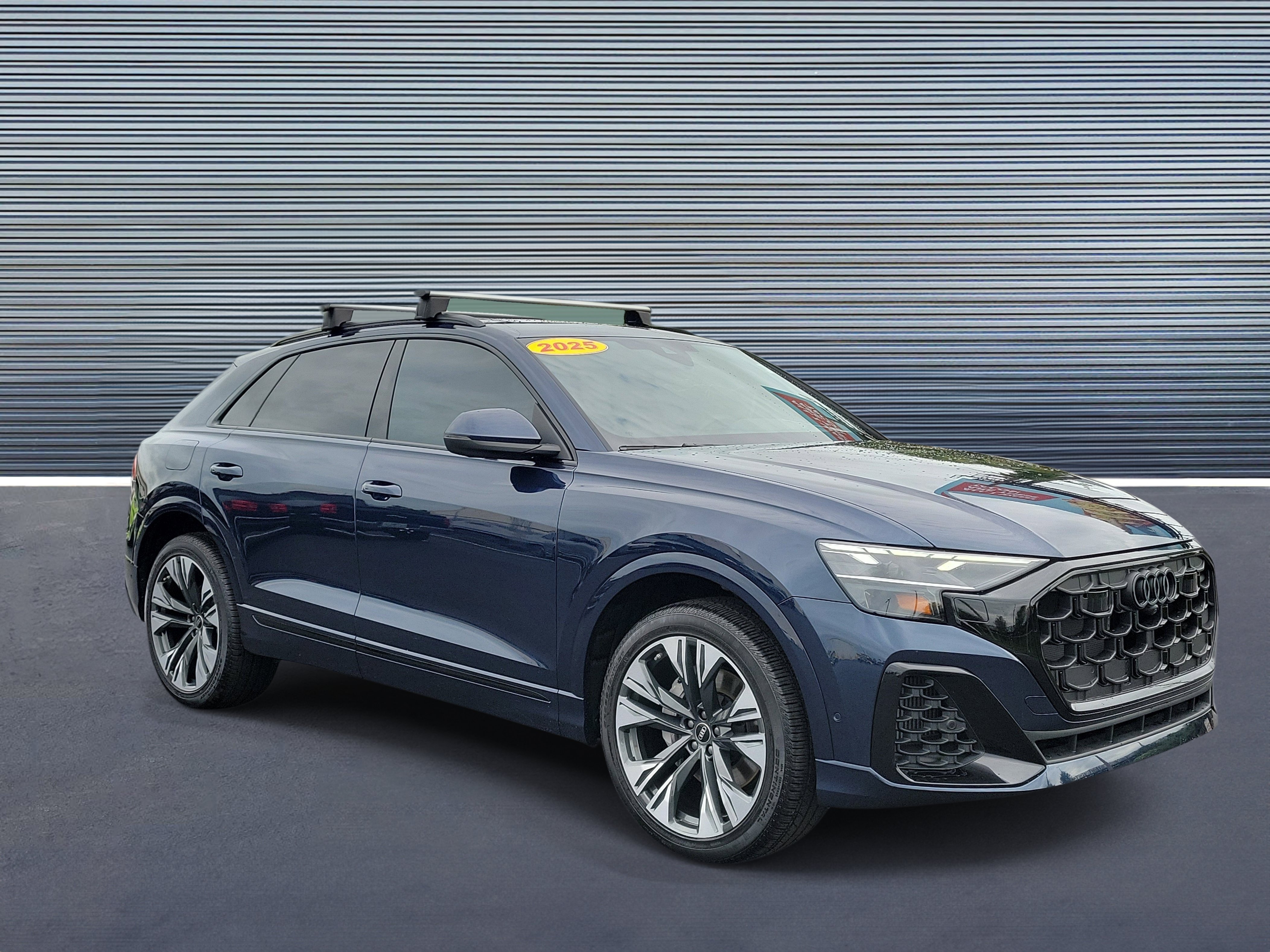 Used 2025 Audi Q8 Premium Plus AWD/4WD image 2
