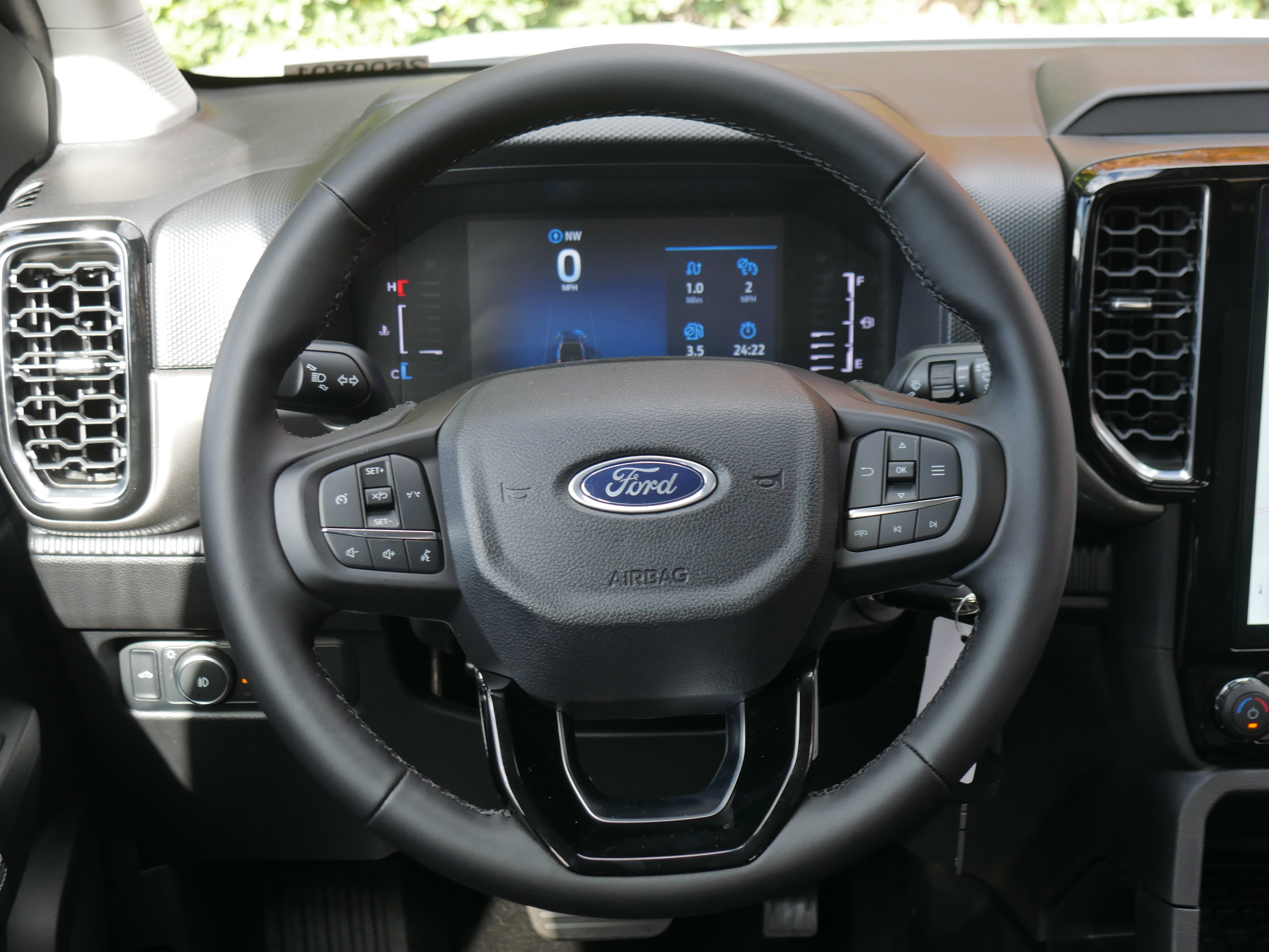 New 2025 Ford Ranger XLT w/ FX4 Off-Road Package image 6