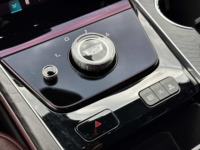 Certified 2025 Cadillac Escalade Sport w/ Touring Package AWD/4WD image 28
