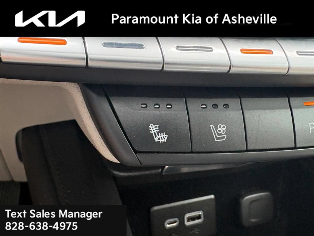 Used 2021 Cadillac XT4 Premium Luxury FWD image 15