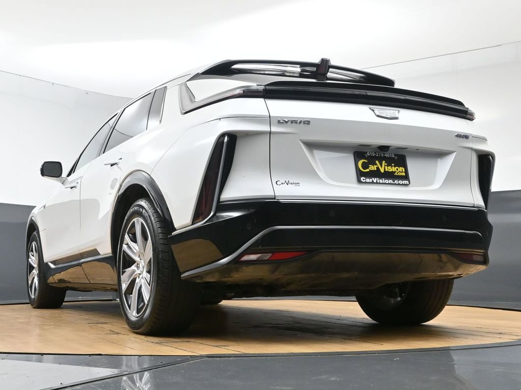 Used 2024 Cadillac Lyriq Tech RWD image 44