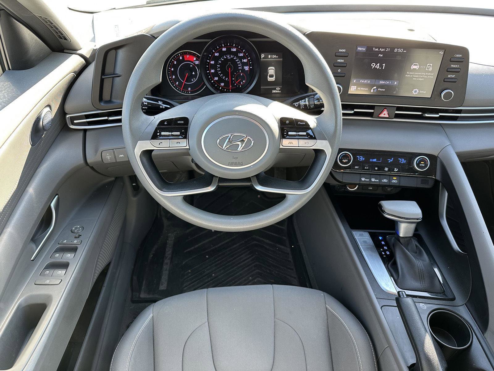 Used 2023 Hyundai Elantra SEL w/ Winter Weather Package image 12