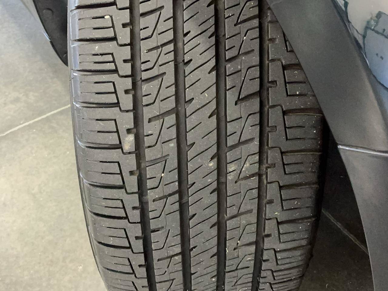 Used 2020 Ford Fusion SE FWD image 24