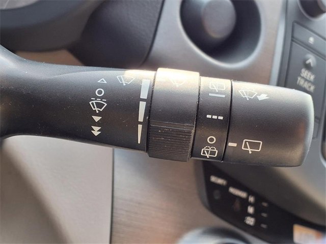 Used 2011 Toyota RAV4 2WD image 13