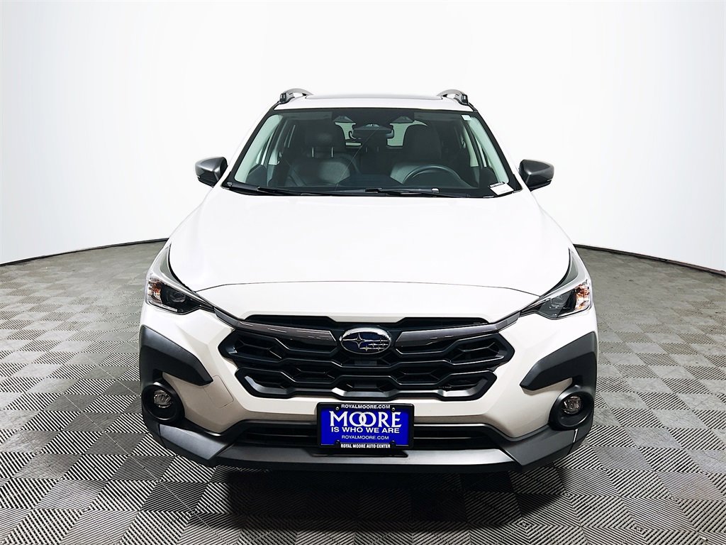 Used 2024 Subaru Crosstrek 2.0i Premium image 3
