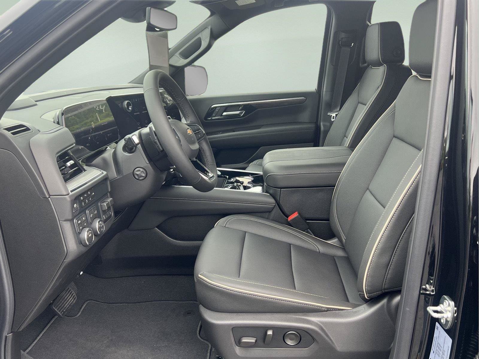 New 2026 Chevrolet Tahoe Premier w/ Sun And Tow Package AWD/4WD image 11