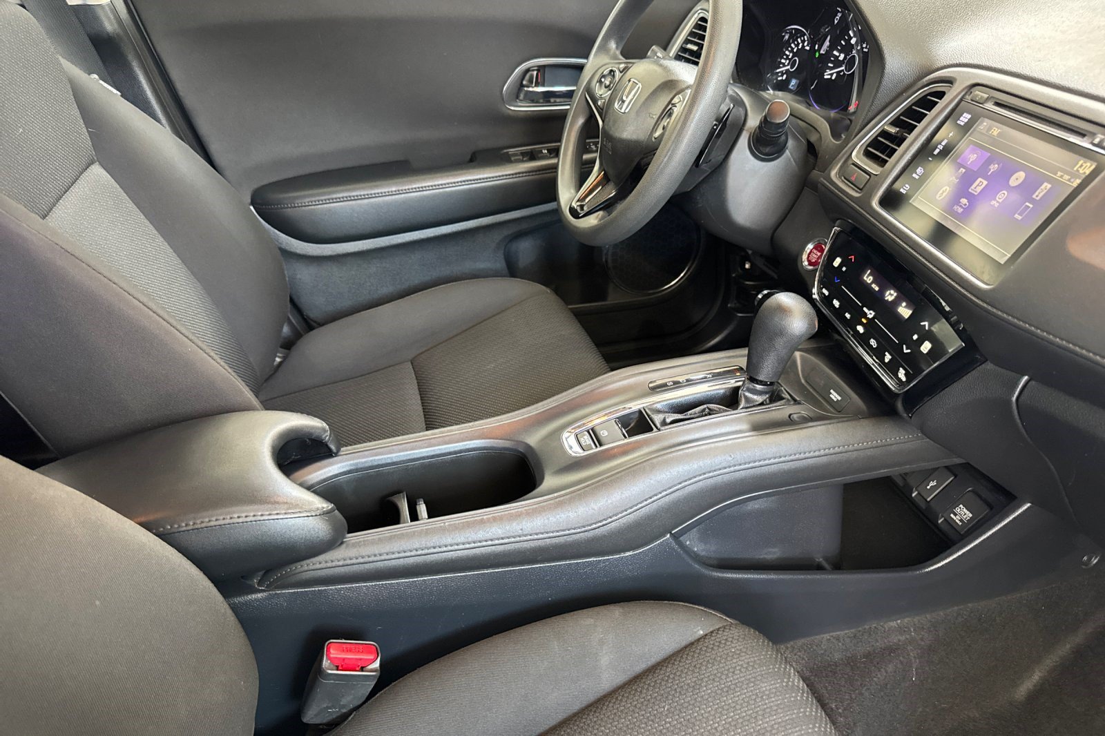 Used 2018 Honda HR-V EX image 20