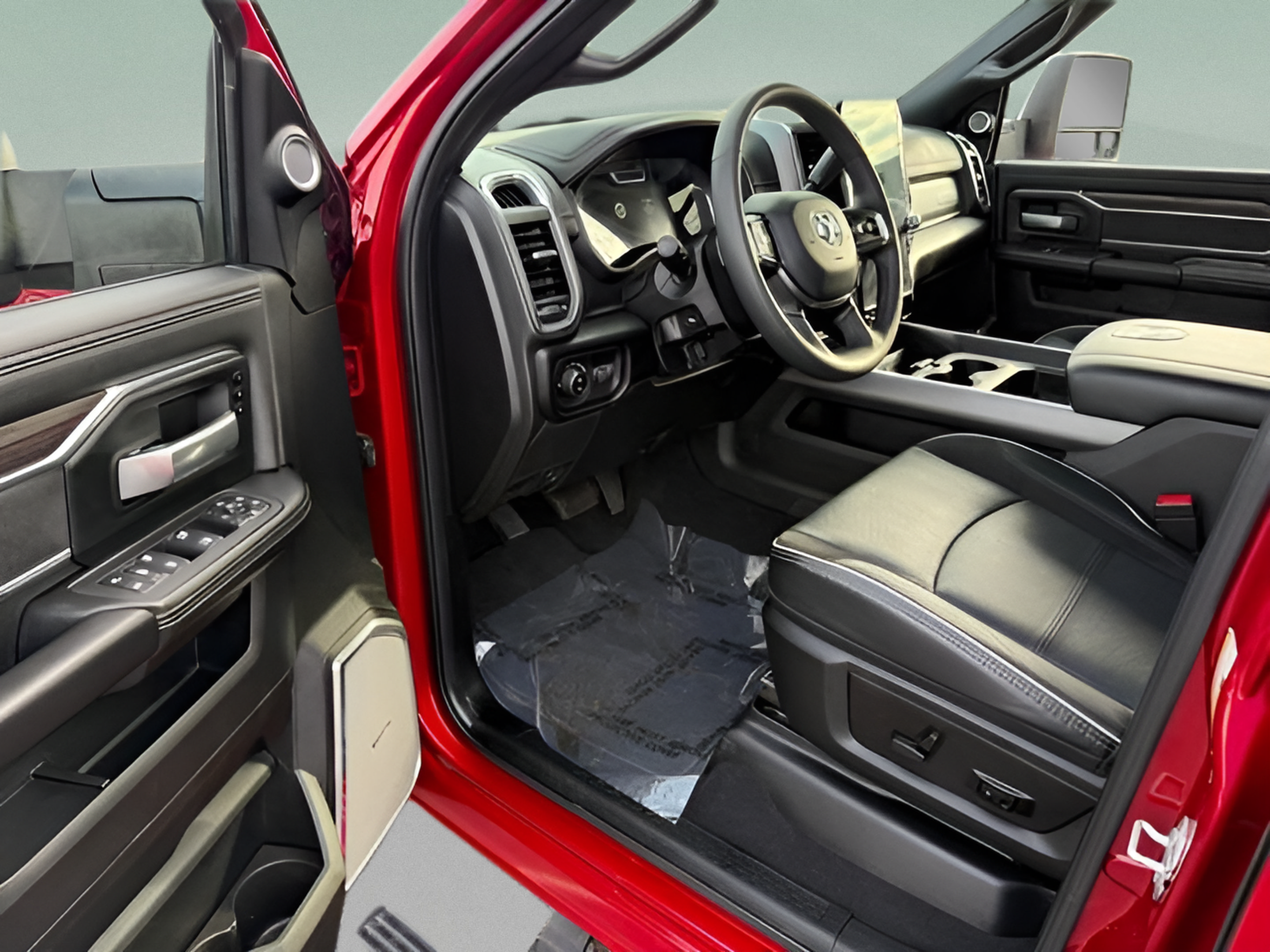 Used 2026 RAM 3500 Laramie AWD/4WD image 15