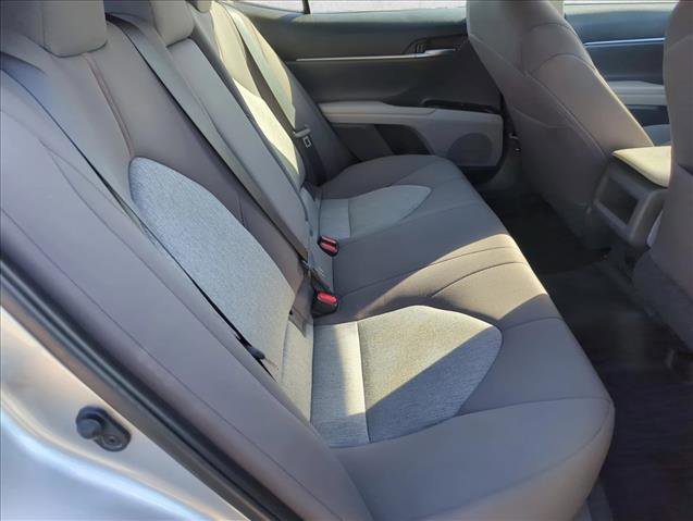 Used 2019 Toyota Camry LE image 25