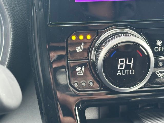 New 2026 Toyota Highlander Platinum image 19