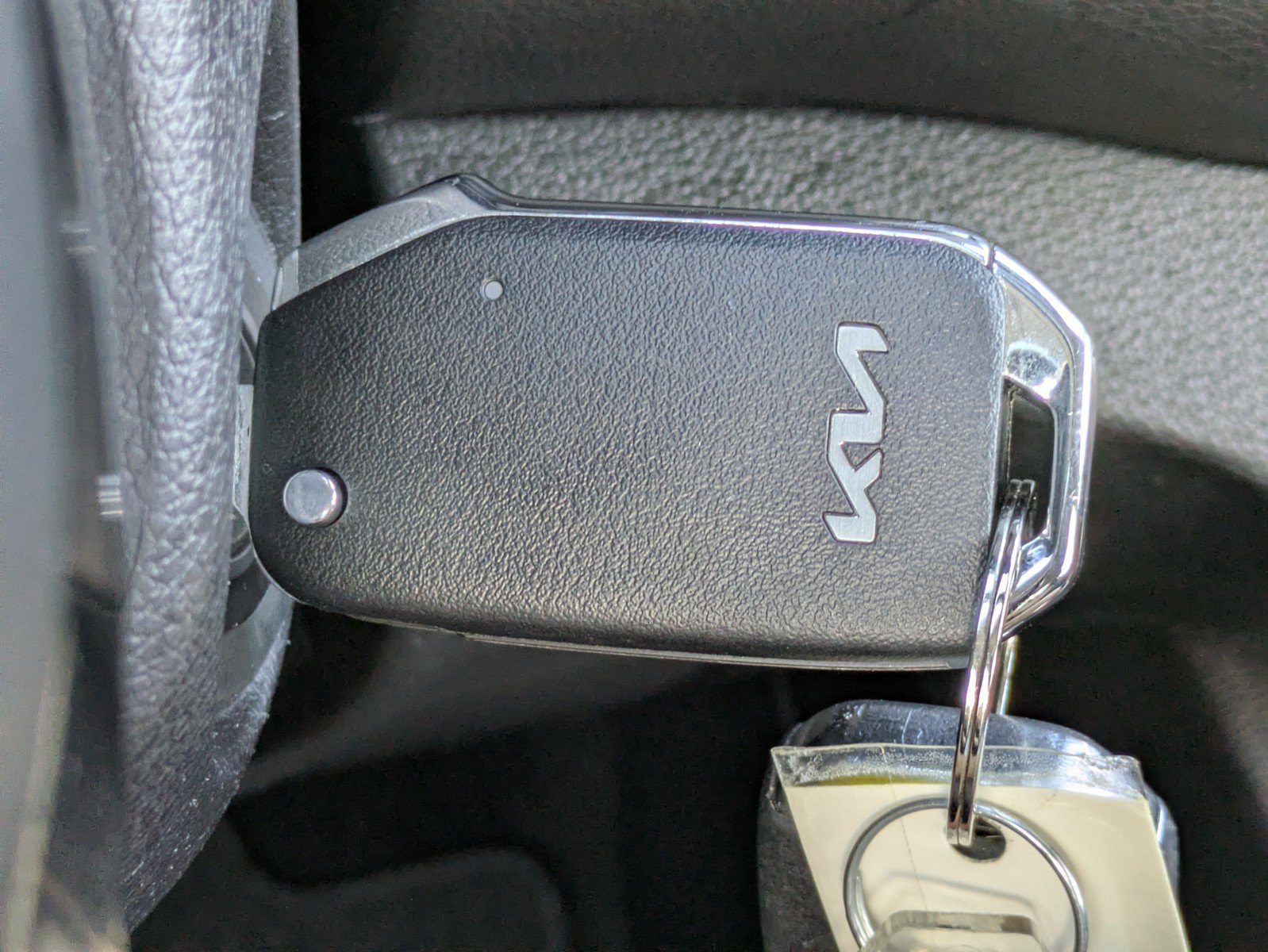 Certified 2024 Kia Forte LXS FWD image 23