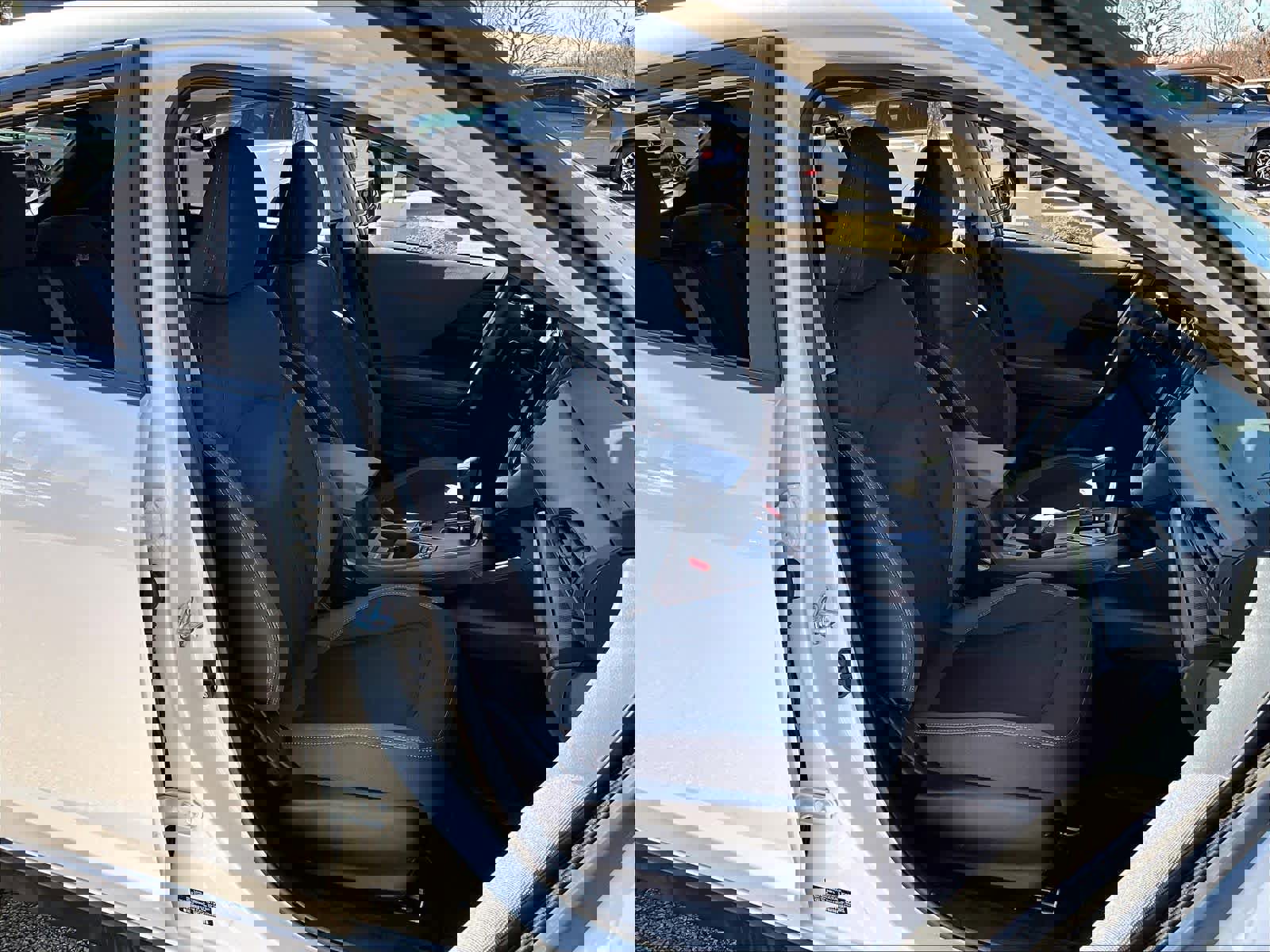 Used 2025 Subaru Crosstrek 2.0i Premium image 11