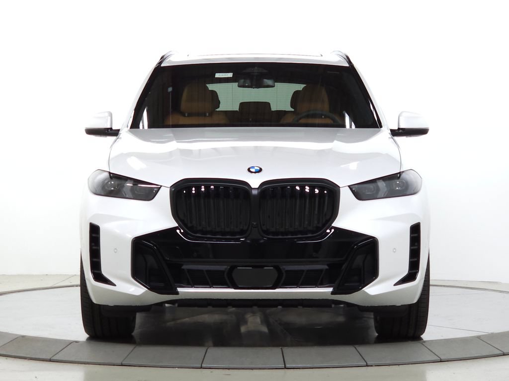 Used 2026 BMW X5 xDrive40i w/ M Sport Package AWD/4WD image 2
