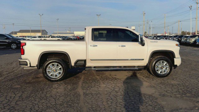 Certified 2025 Chevrolet Silverado 2500 High Country w/ Technology Package image 9