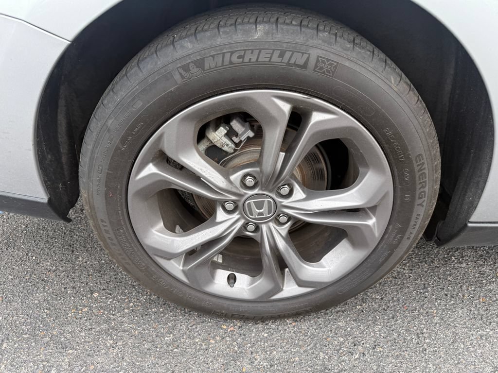 Used 2024 Honda Accord EX image 29