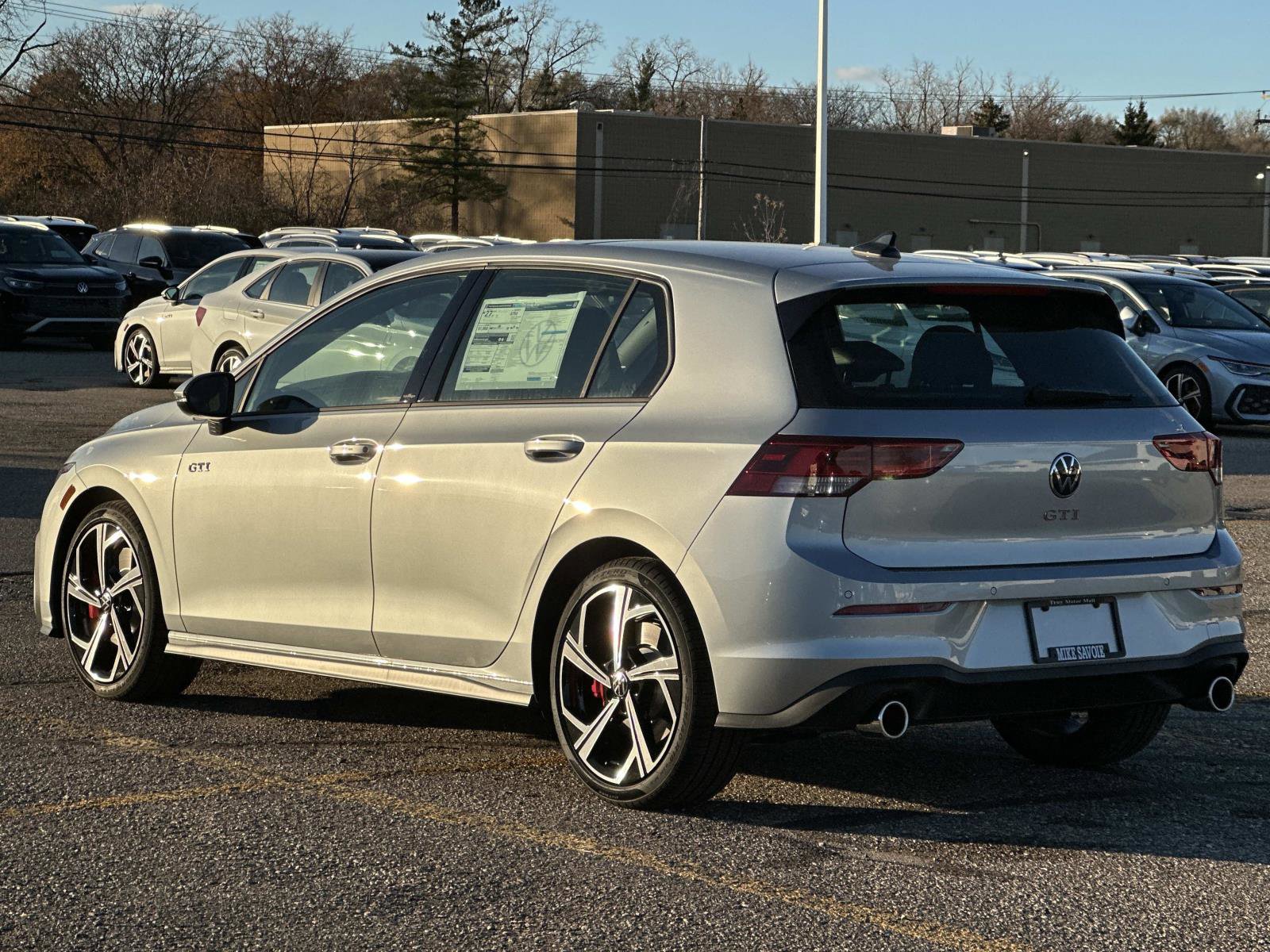 New 2026 Volkswagen GTI SE image 4
