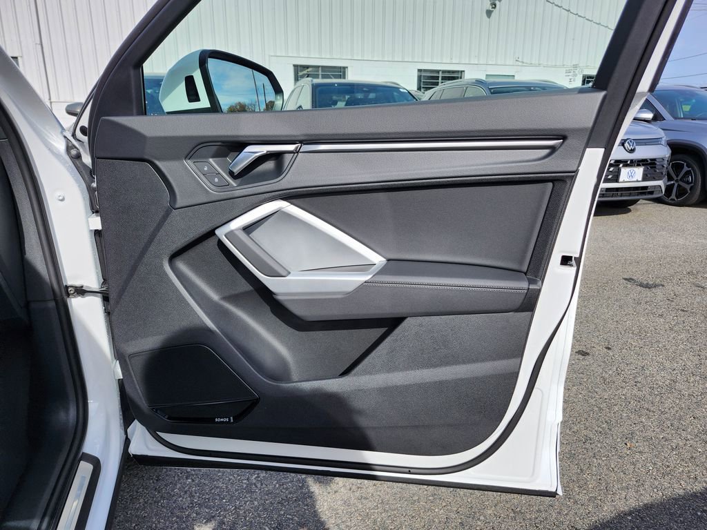 New 2025 Audi Q3 2.0T Premium image 22