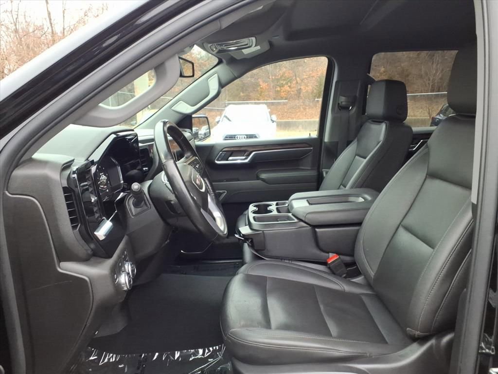 Used 2025 GMC Sierra 1500 SLT image 12