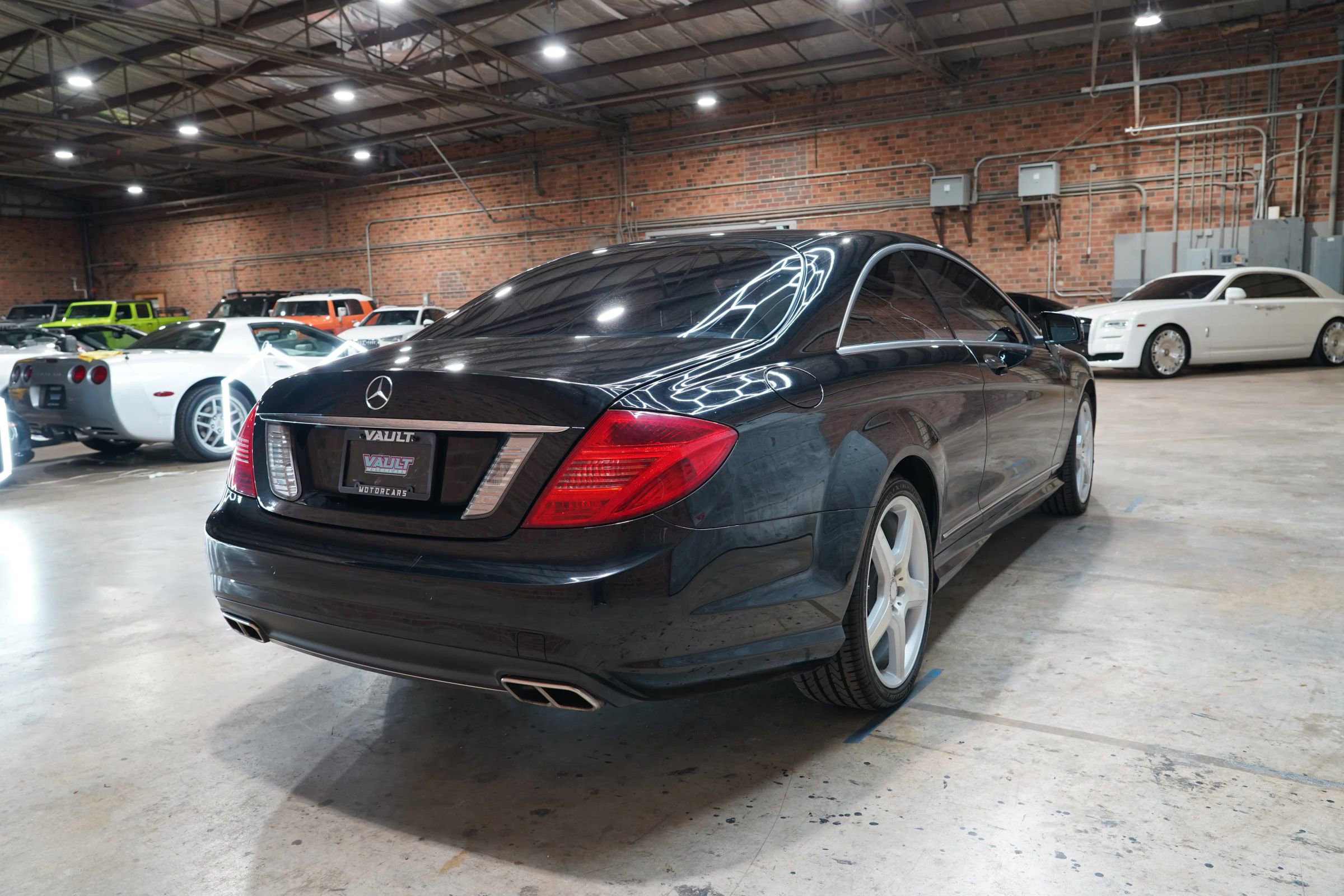 Used 2011 Mercedes-Benz CL 550 4MATIC w/ Sport Pkg Plus One image 14