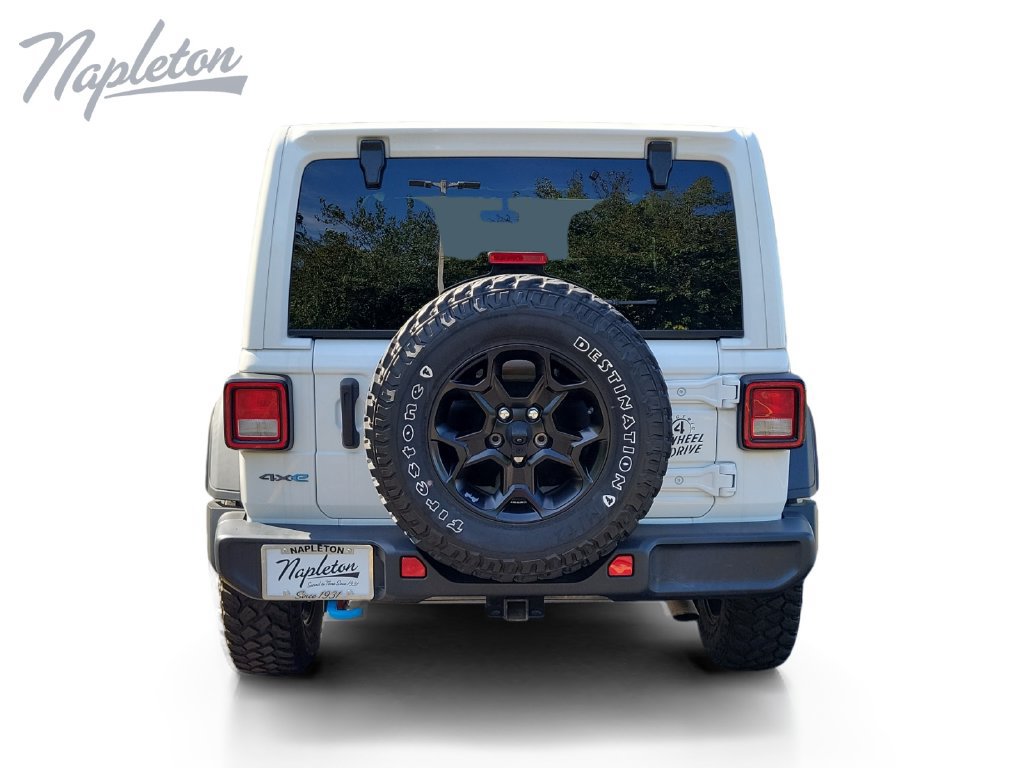 Used 2023 Jeep Wrangler Unlimited w/ Sun & Screen Package AWD/4WD image 4