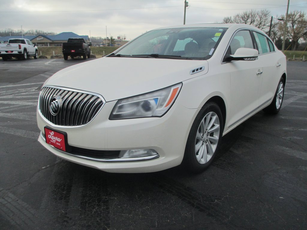 Used 2014 Buick LaCrosse Leather w/ Driver Confidence Package image 9