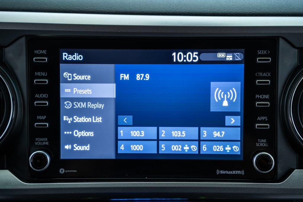 Certified 2022 Toyota Tacoma SR5 AWD/4WD image 23