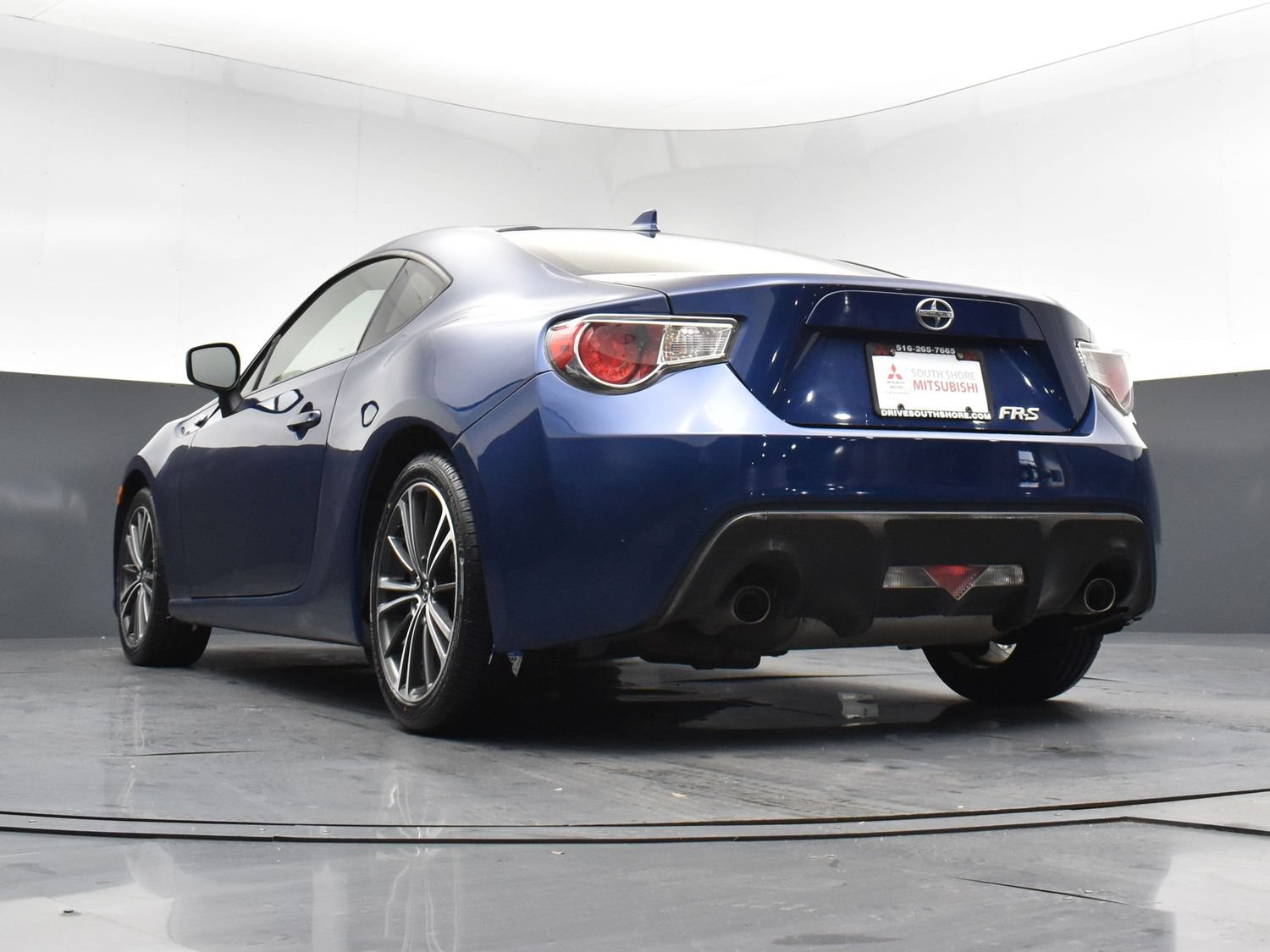 Used 2015 Scion FR-S RWD image 17