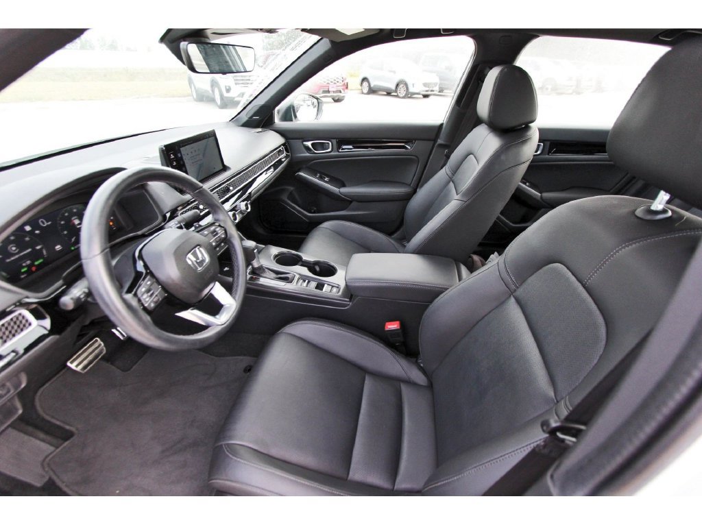 Used 2025 Honda Civic Sport image 32