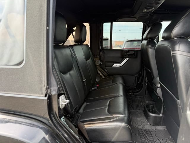 Used 2016 Jeep Wrangler Unlimited Rubicon AWD/4WD image 20