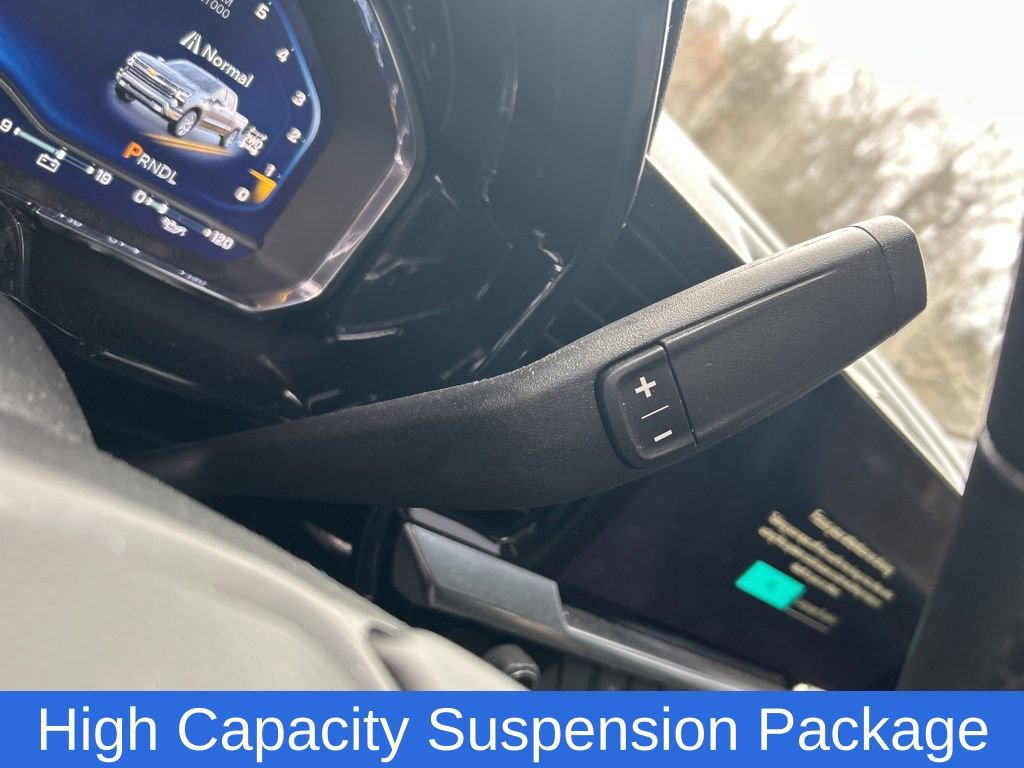 Used 2023 Chevrolet Silverado 1500 LT image 16