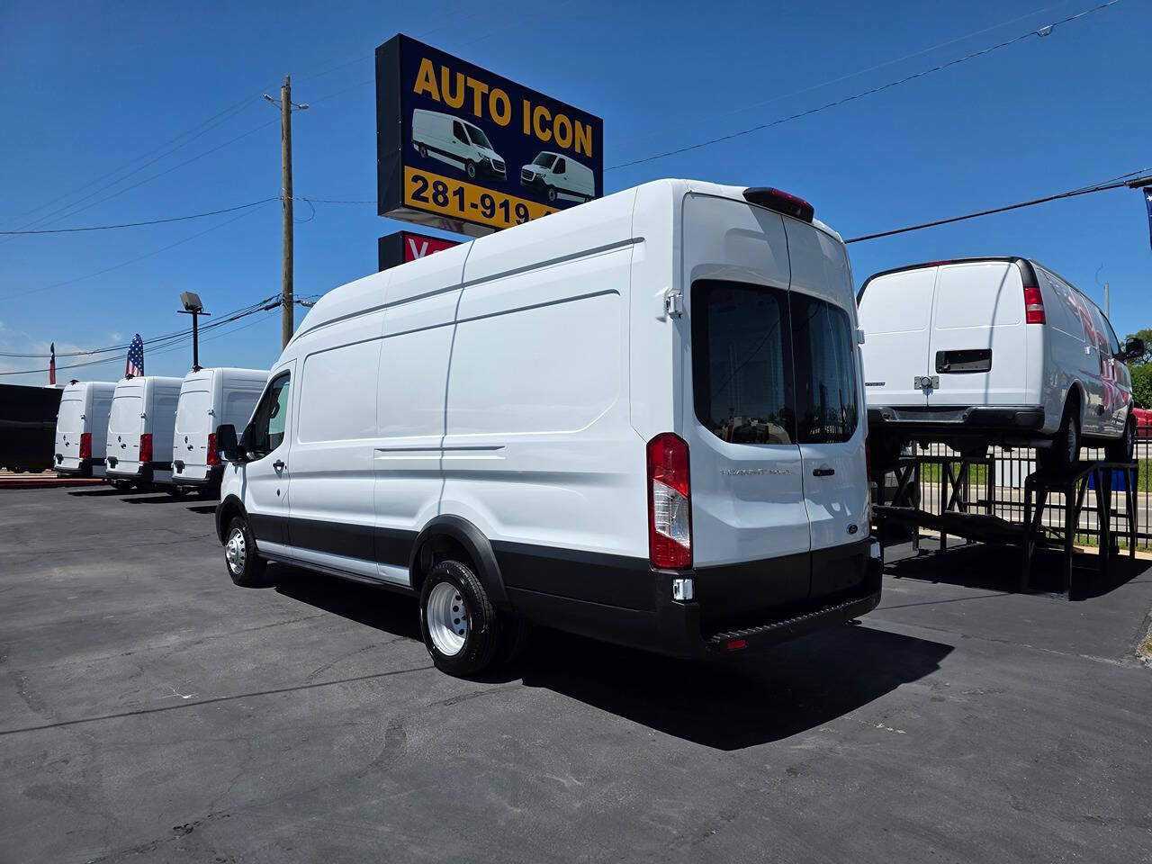 Used 2023 Ford Transit 350 148 High Roof Extended DRW RWD image 26