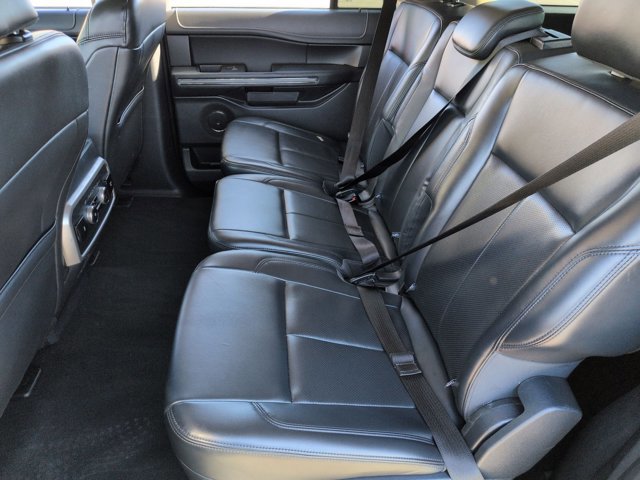 Used 2024 Ford Expedition Max XLT image 19