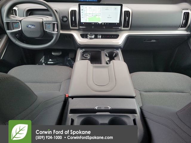 Certified 2025 Ford Expedition Active AWD/4WD image 16