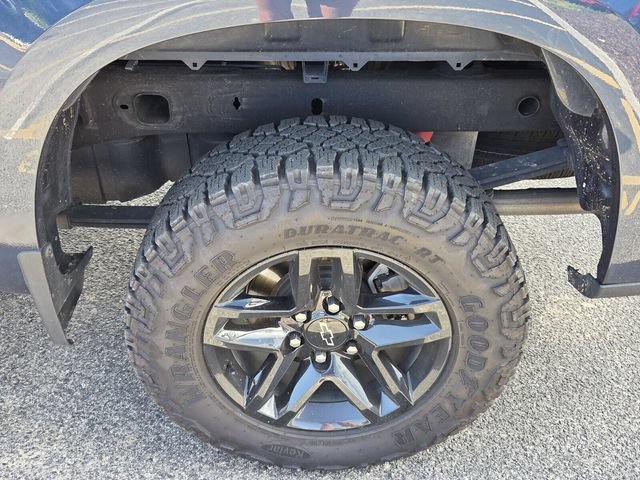 Used 2021 Chevrolet Silverado 1500 LT Trail Boss w/ Convenience Package II AWD/4WD image 8